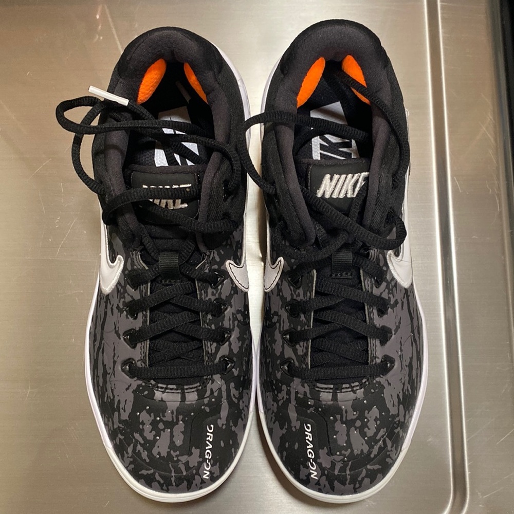 Women’s Nike Alpha Huarache Elite 2 Softball Cleats
